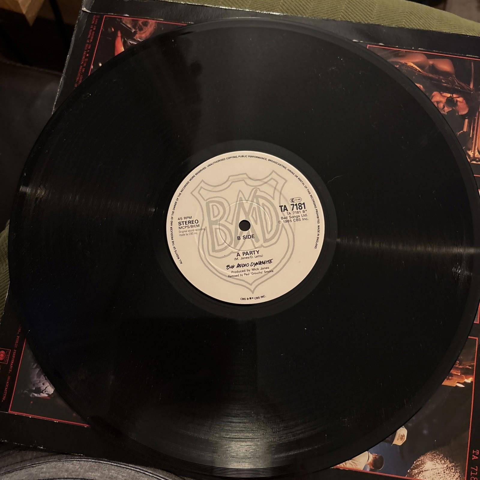 Big Audio Dynamite - Medicine Show 12" CBS Record Vinyl 1985 TA 7181 Mick Jones