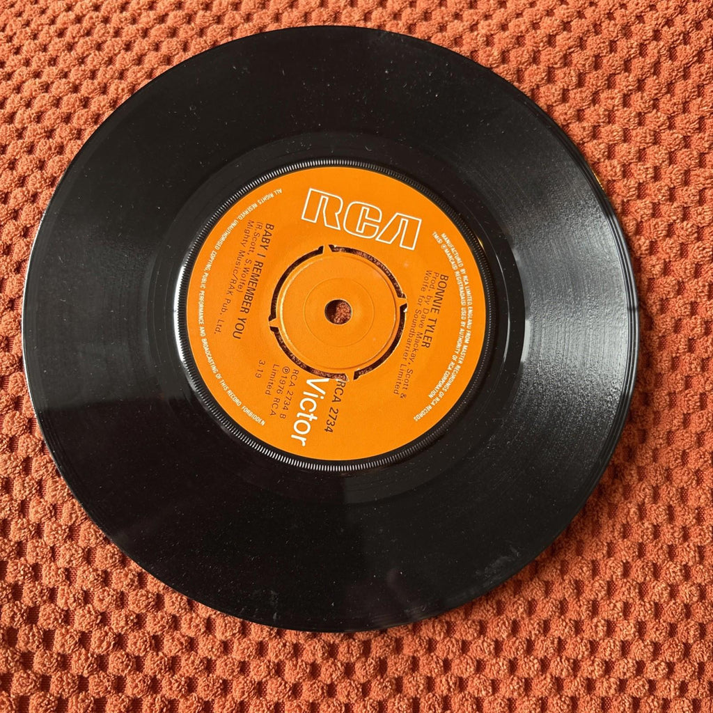BONNIE TYLER - LOST IN FRANCE / BABY I REMEMBER YOU ORIGINAL UK 7'' vinyl single