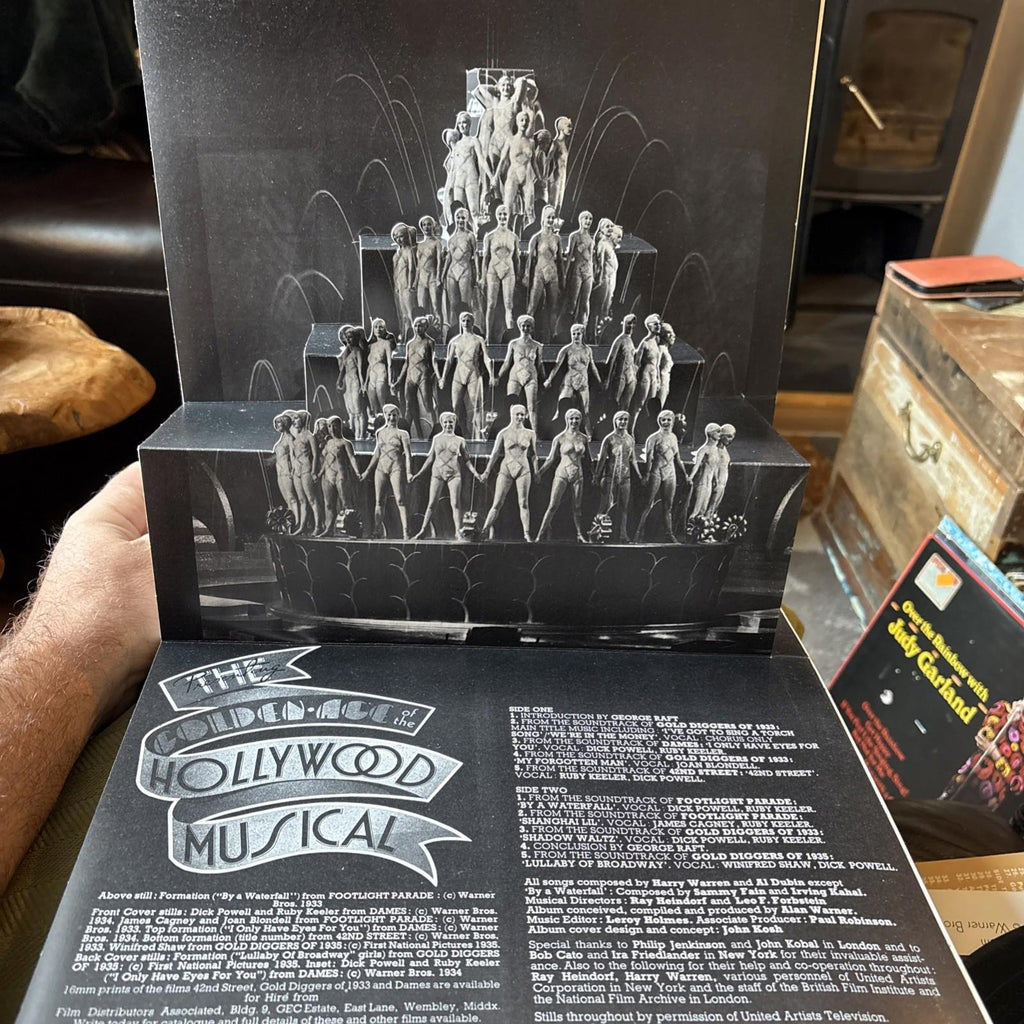 "PRESENTING GOLDEN AGE OF THE HOLLYWOOD MUSICAL" UAG 29421 Special Fold Out