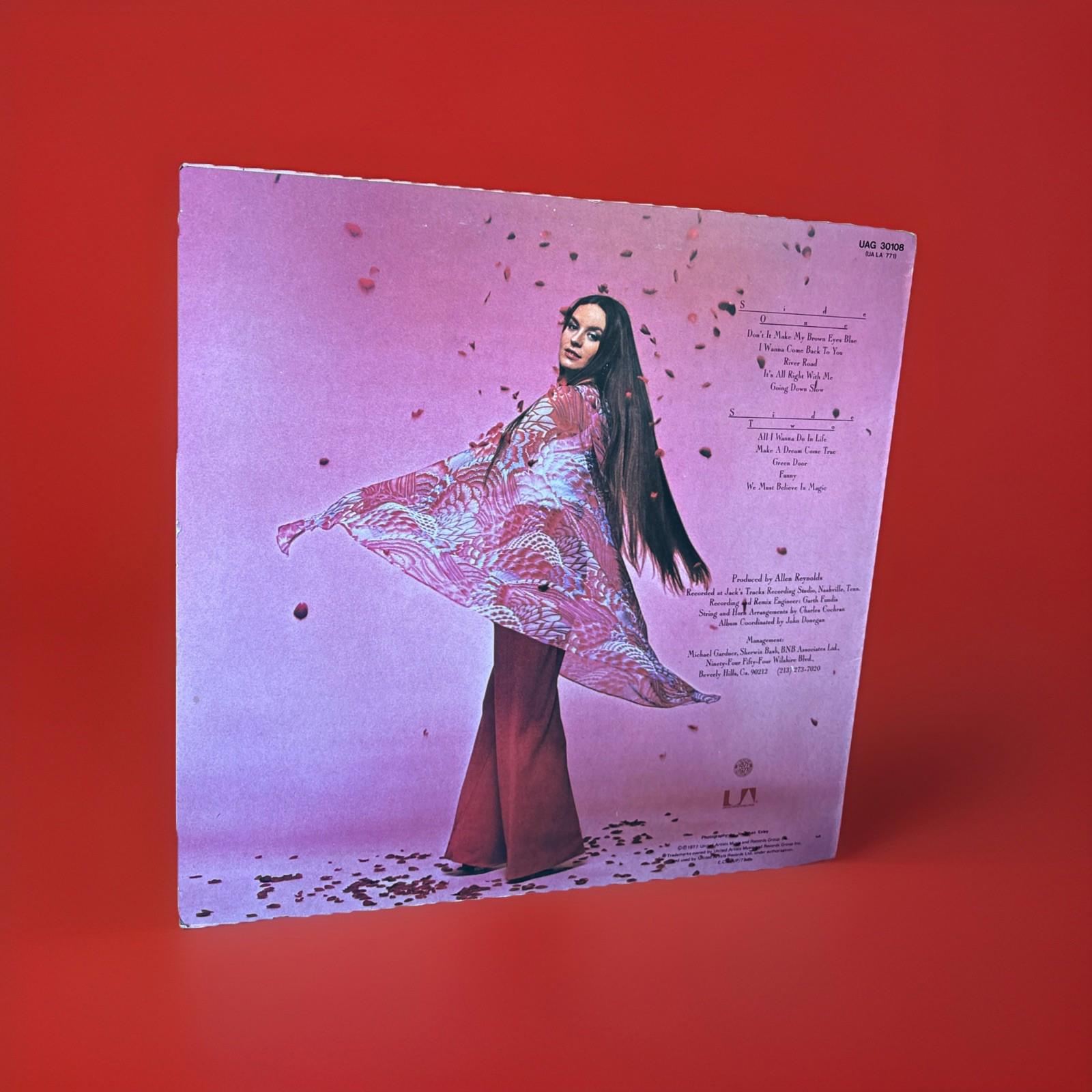 Crystal Gayle - we must believe in magic 1977 UK vinyl LP record First Press A1